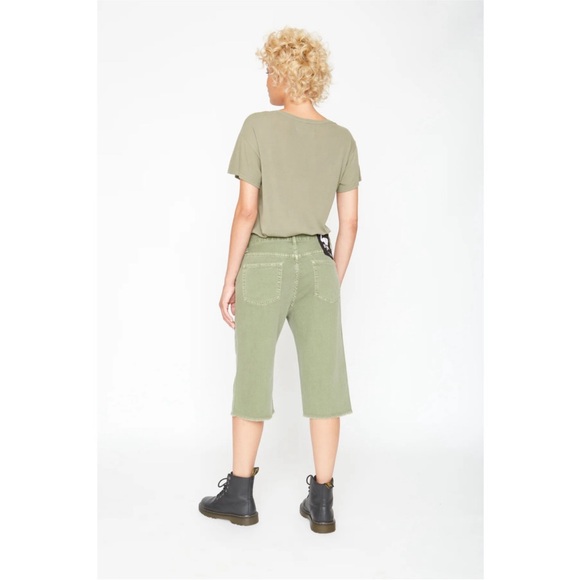 NWT Sandrine Rose Bermuda Shorts Size 27 - Picture 3 of 11